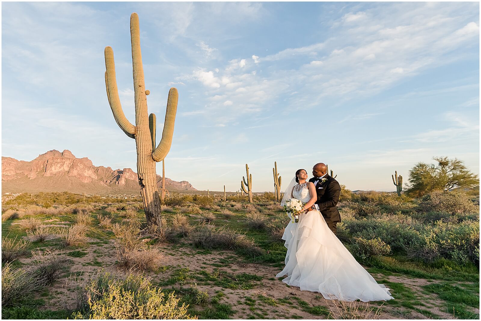 Beautiful wedding near superstition mountains